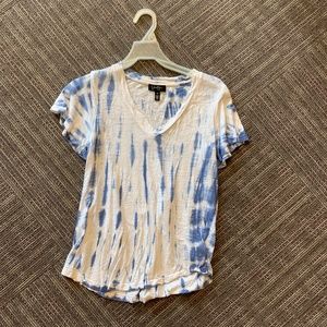 Tye-die tee